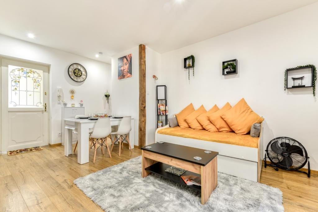 Soleil Sucre T2 Centre Historique De Narbonne Apartment Ngoại thất bức ảnh